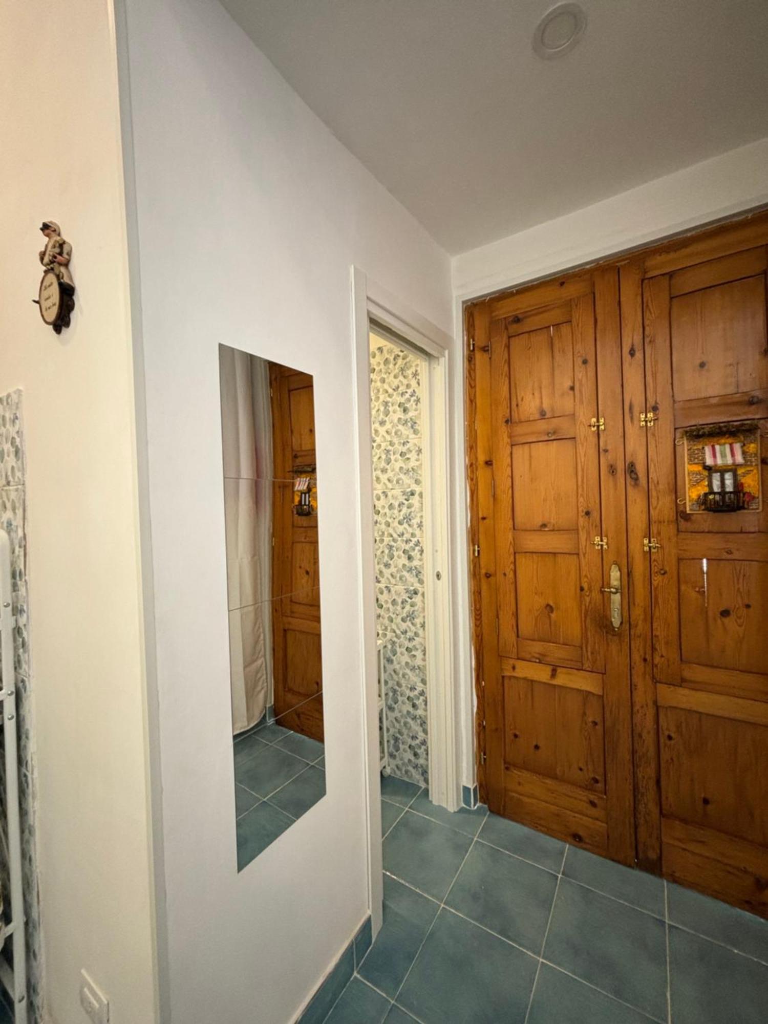 Curniciell Relais Apartment Наполи Екстериор снимка