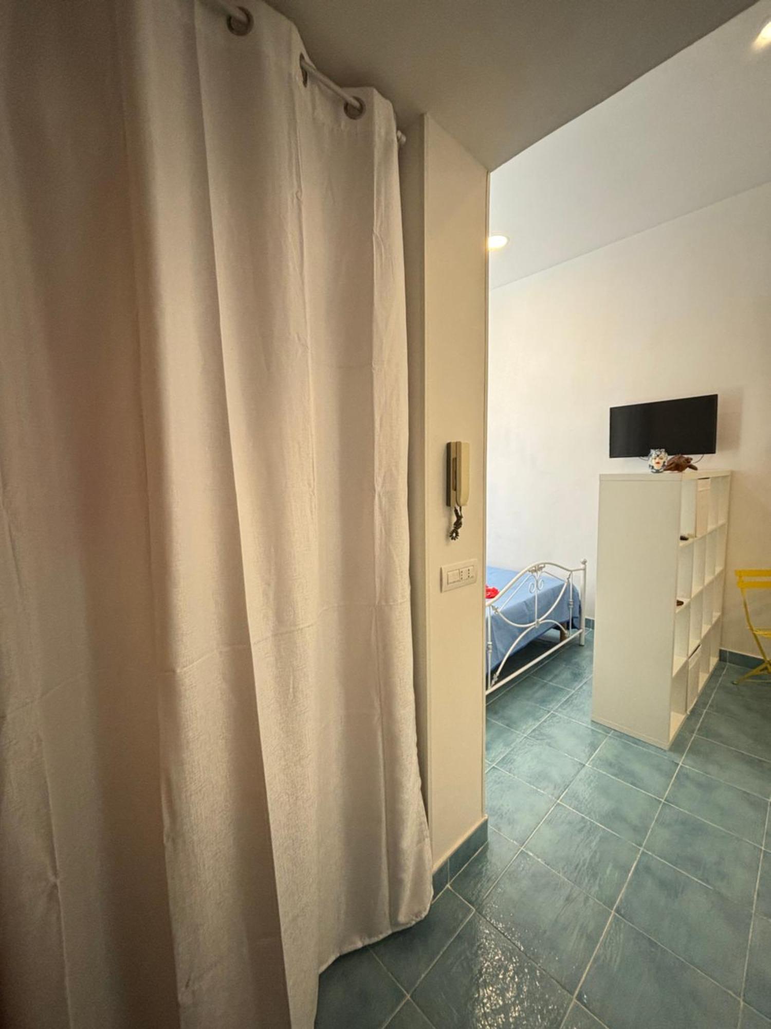 Curniciell Relais Apartment Наполи Екстериор снимка
