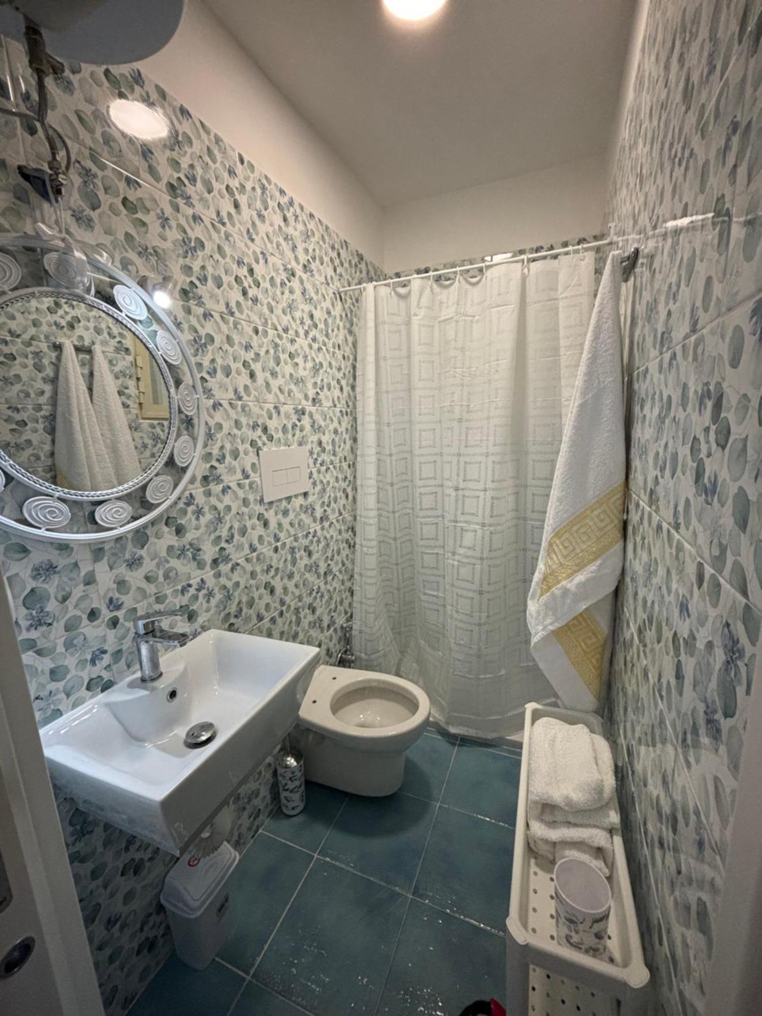 Curniciell Relais Apartment Наполи Екстериор снимка